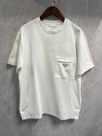 T-Shirt Prada Wit (zak borst)