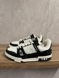 LV Trainer Zwart (witte zool)