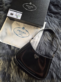 DAMES TASSEN Prada Re-Edition Nylon Bag Glanzend leer