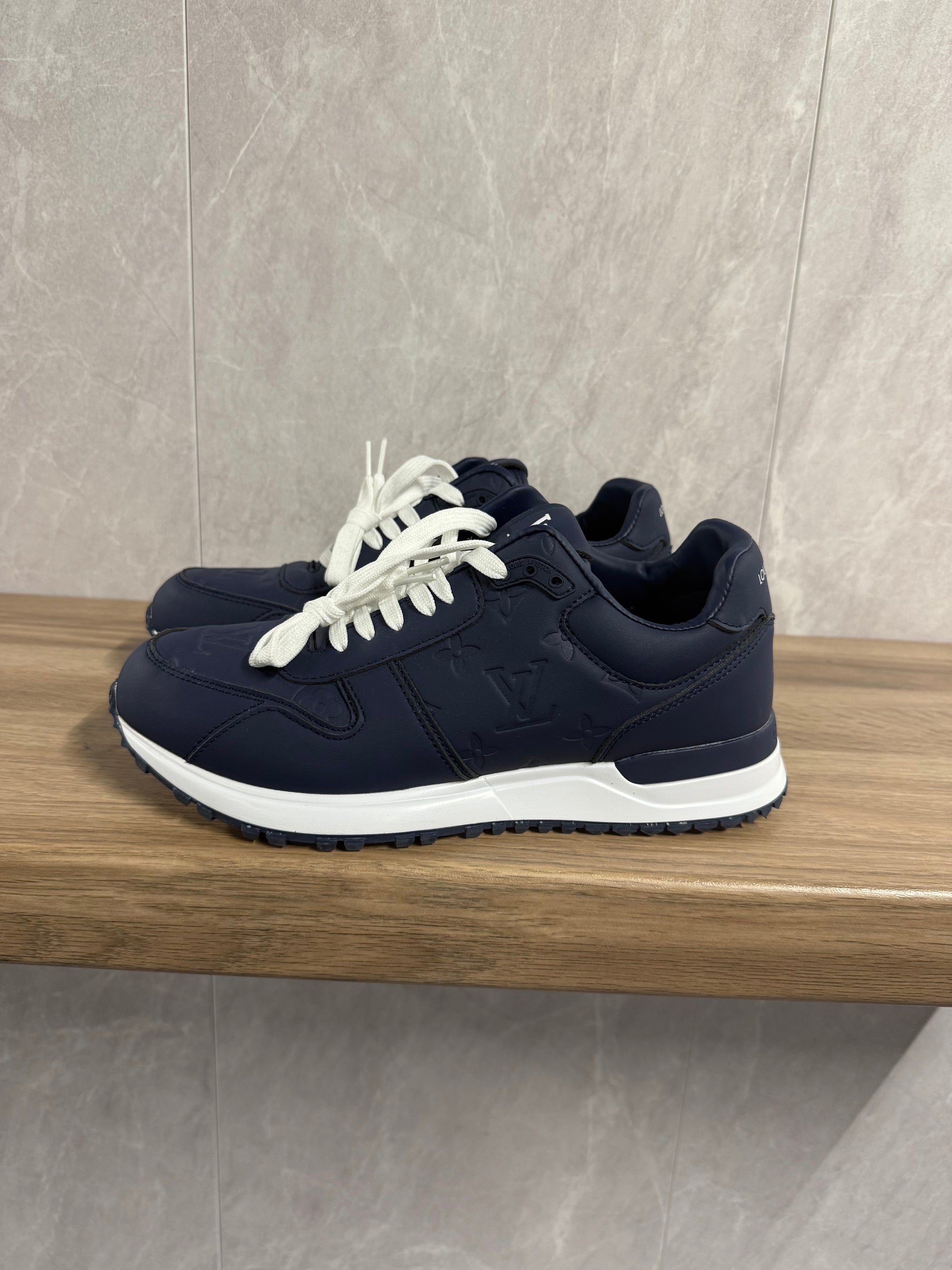 LV Runner Donker Blauw