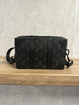 LV Soft Trunk Bag Zwart