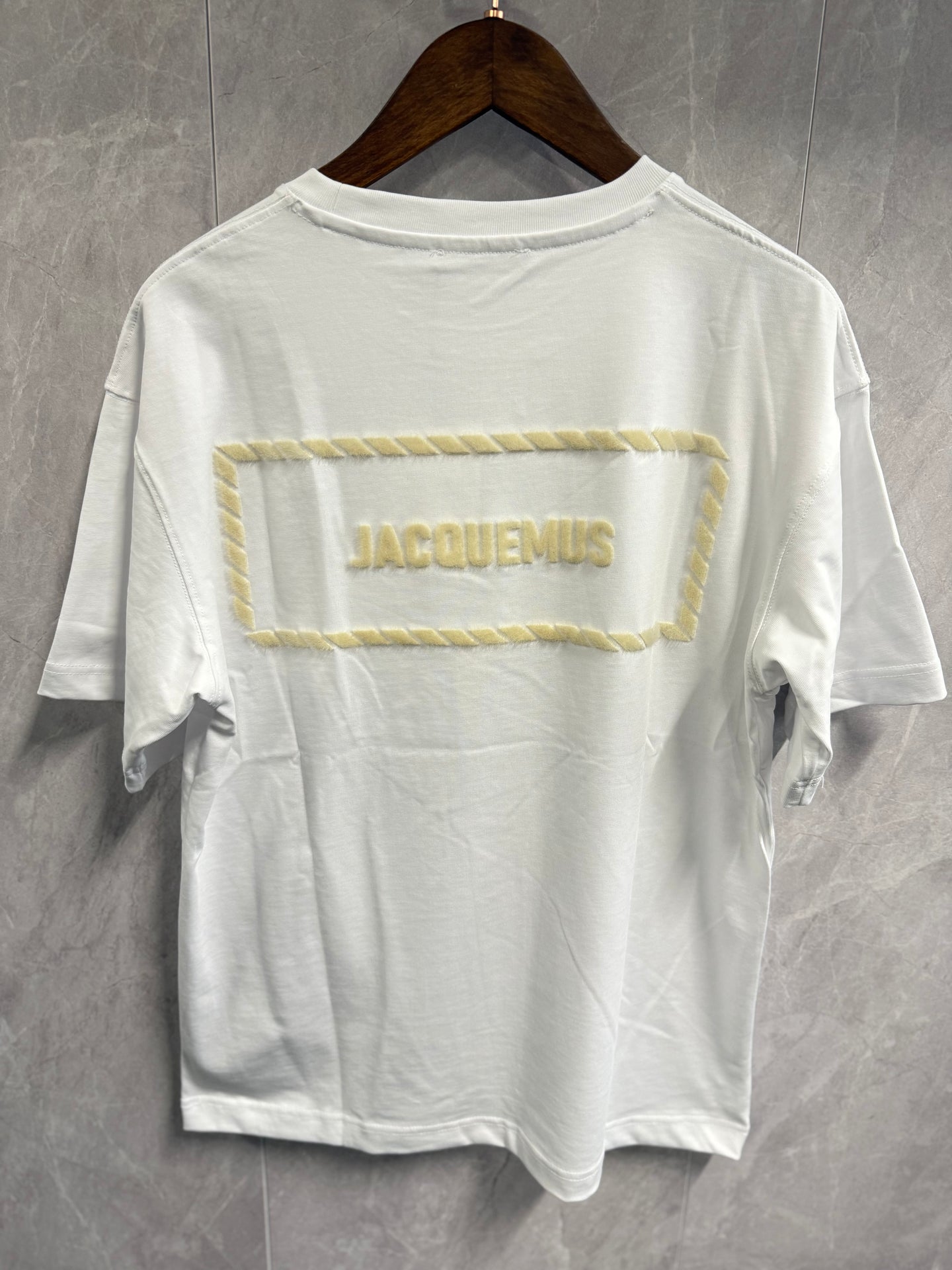 T-Shirt Jacquemus Wit