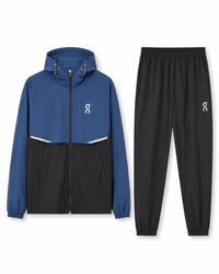 ON CLOUD RUNNING TRAININGSPAK NAVY (ZWART)