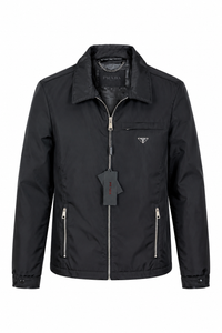 PRADA REGENJAS RE-NYLON ZWART