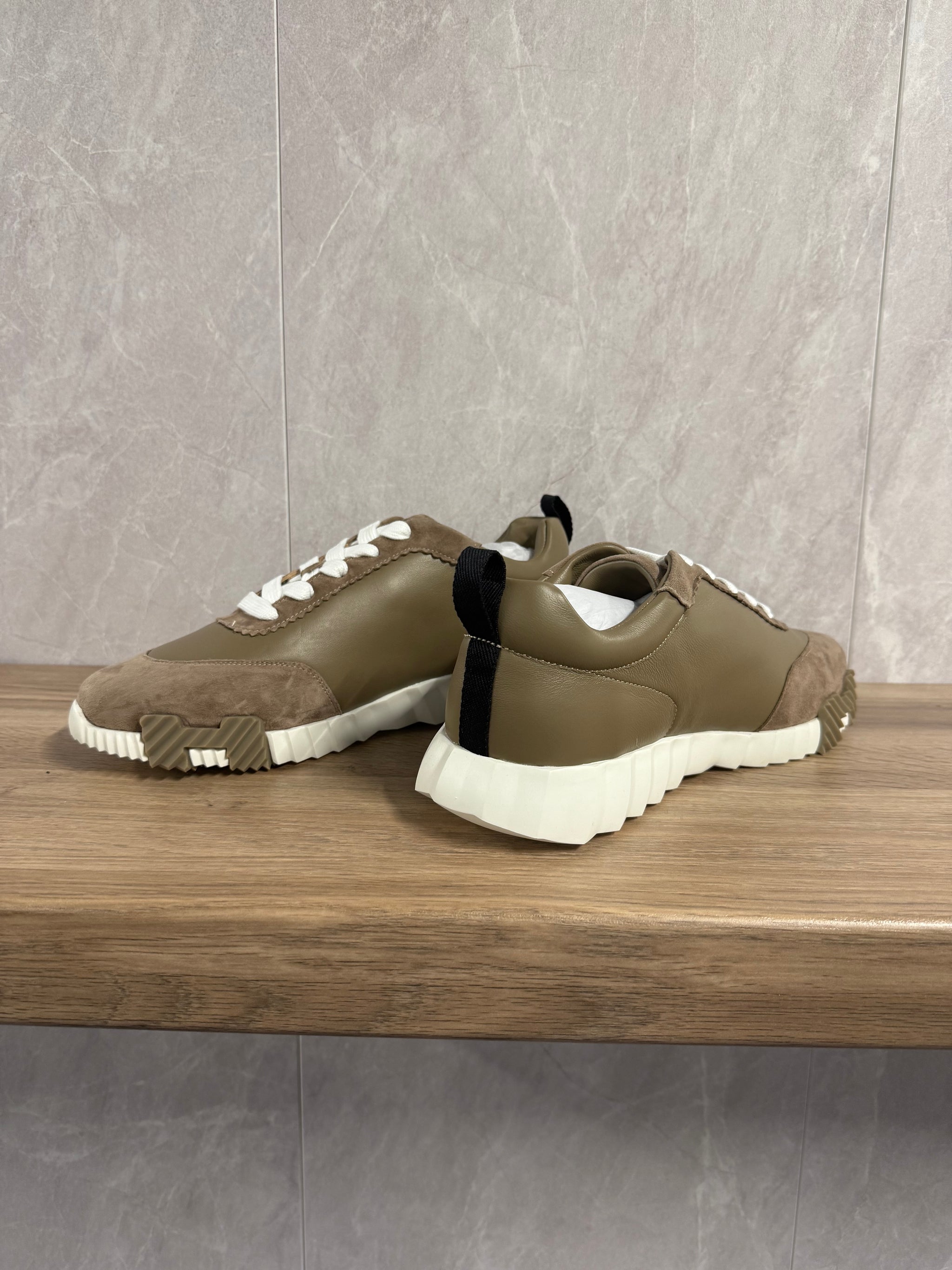Hermes Bouncing Sneakers Bruin