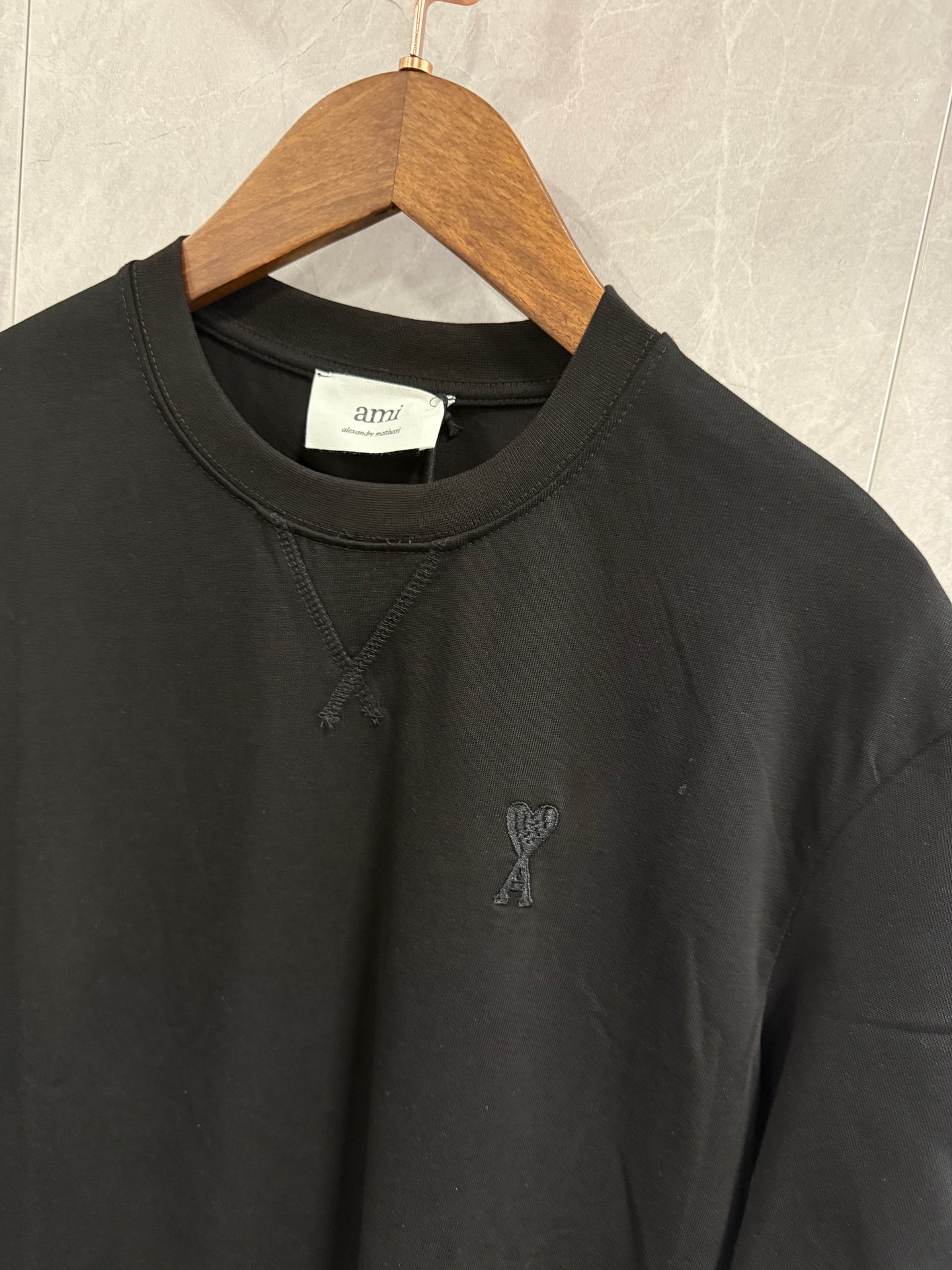 T-Shirt Ami Paris Zwart (zwarte logo)