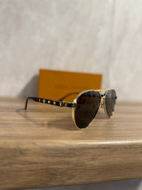 Louis Vuitton Piloot Zonnebril Zwart