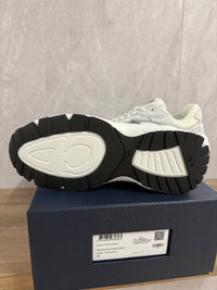 Dior B30 Wit