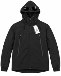 CP COMPANY SOFTSHELL ZWART (met goggles)