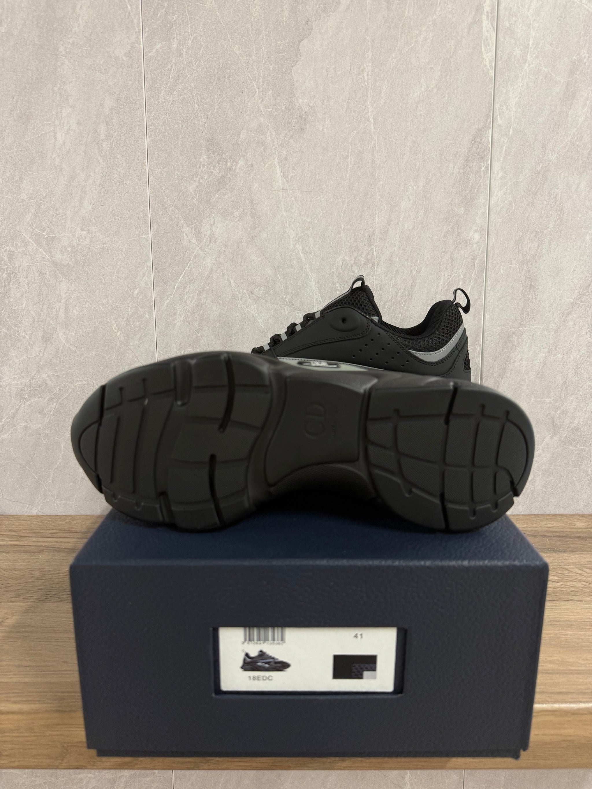 Dior B22 Zwart