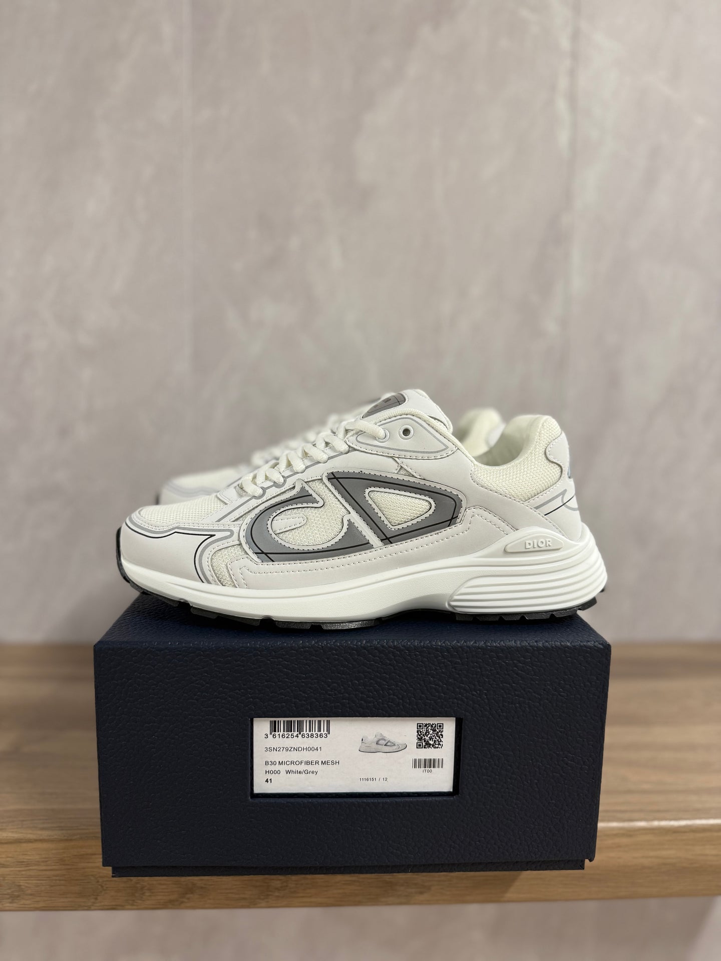 Dior B30 Wit