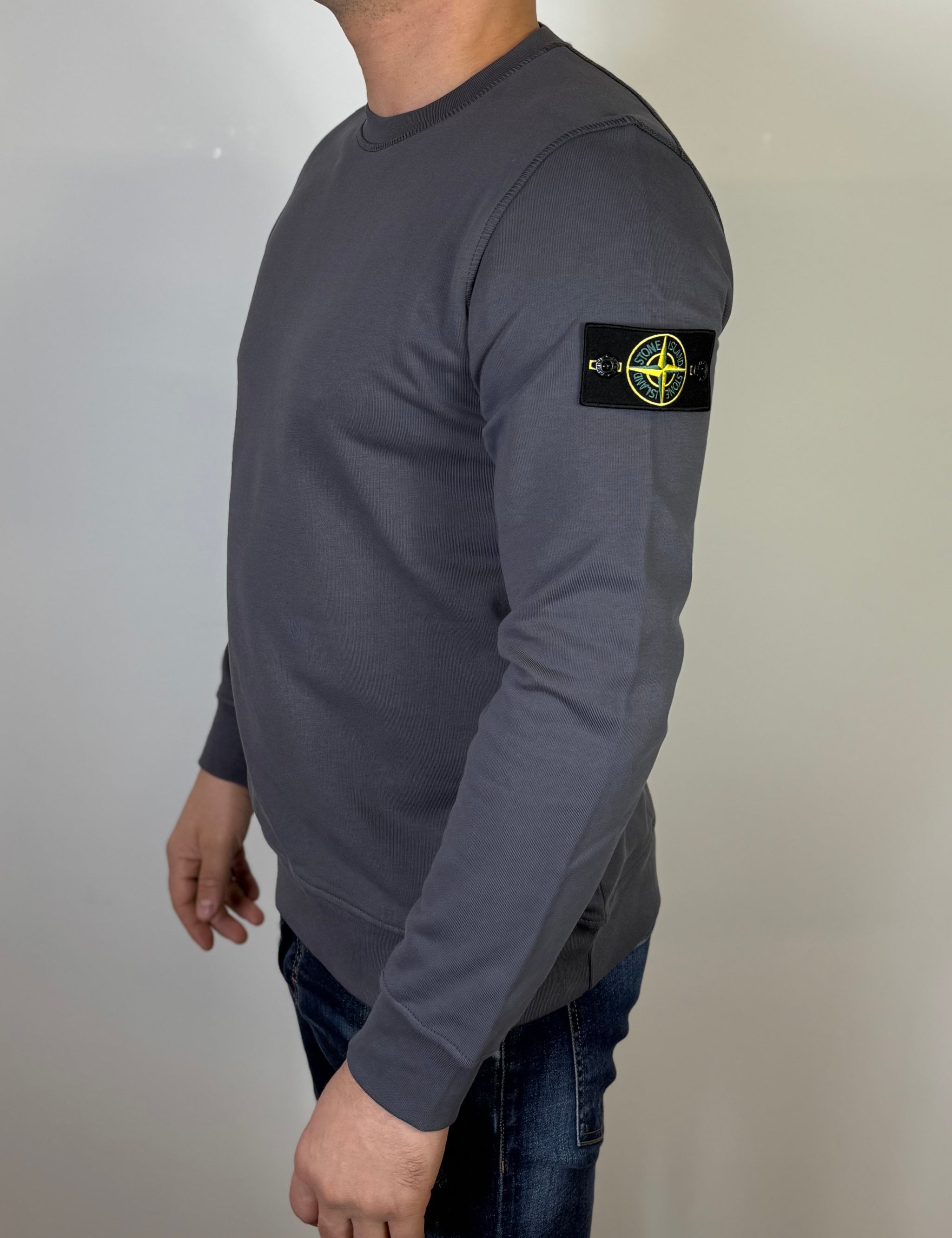 STONE ISLAND SWEATER INDIGO (met ghost logo)