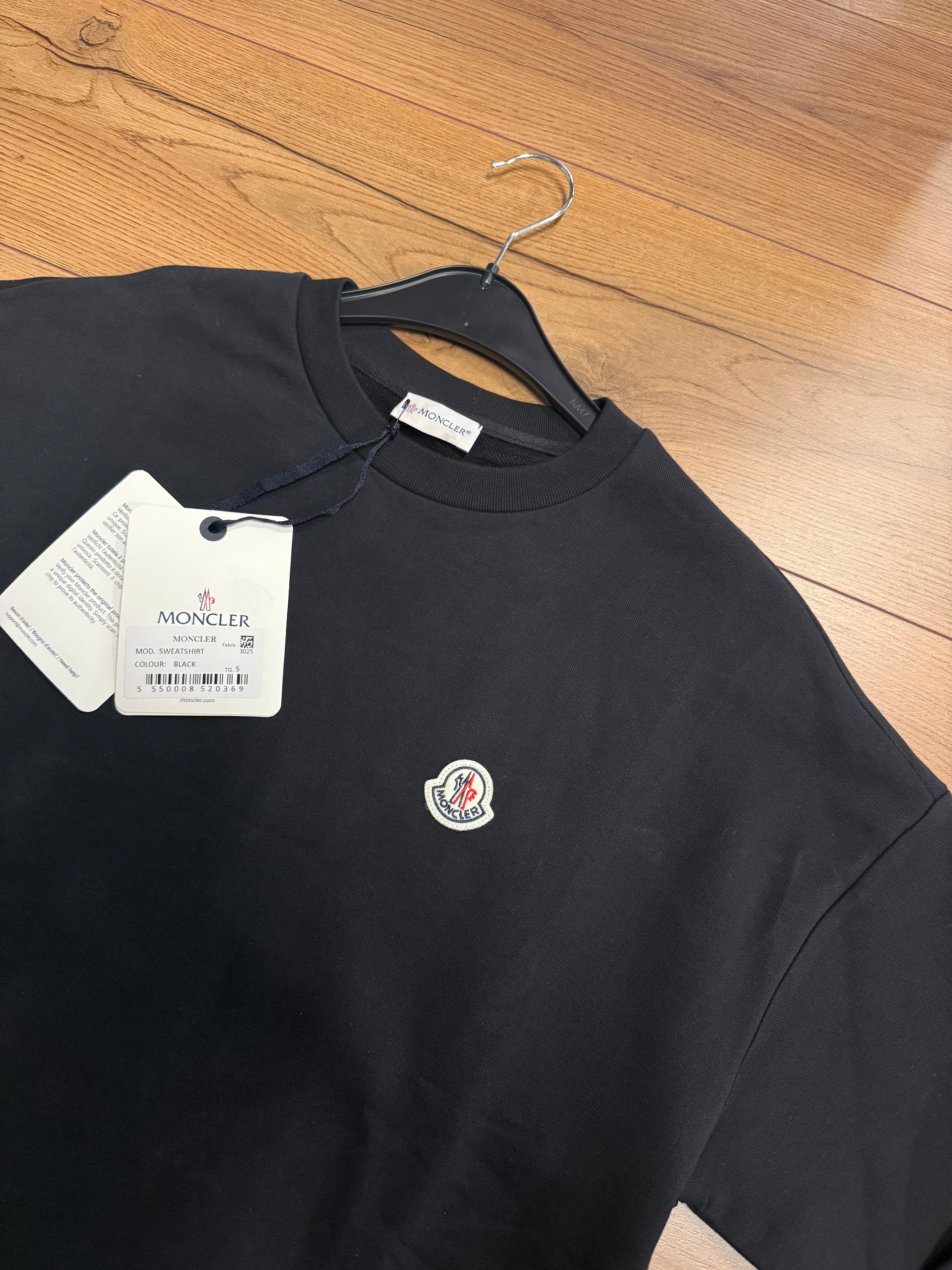 MONCLER SWEATER ZWART