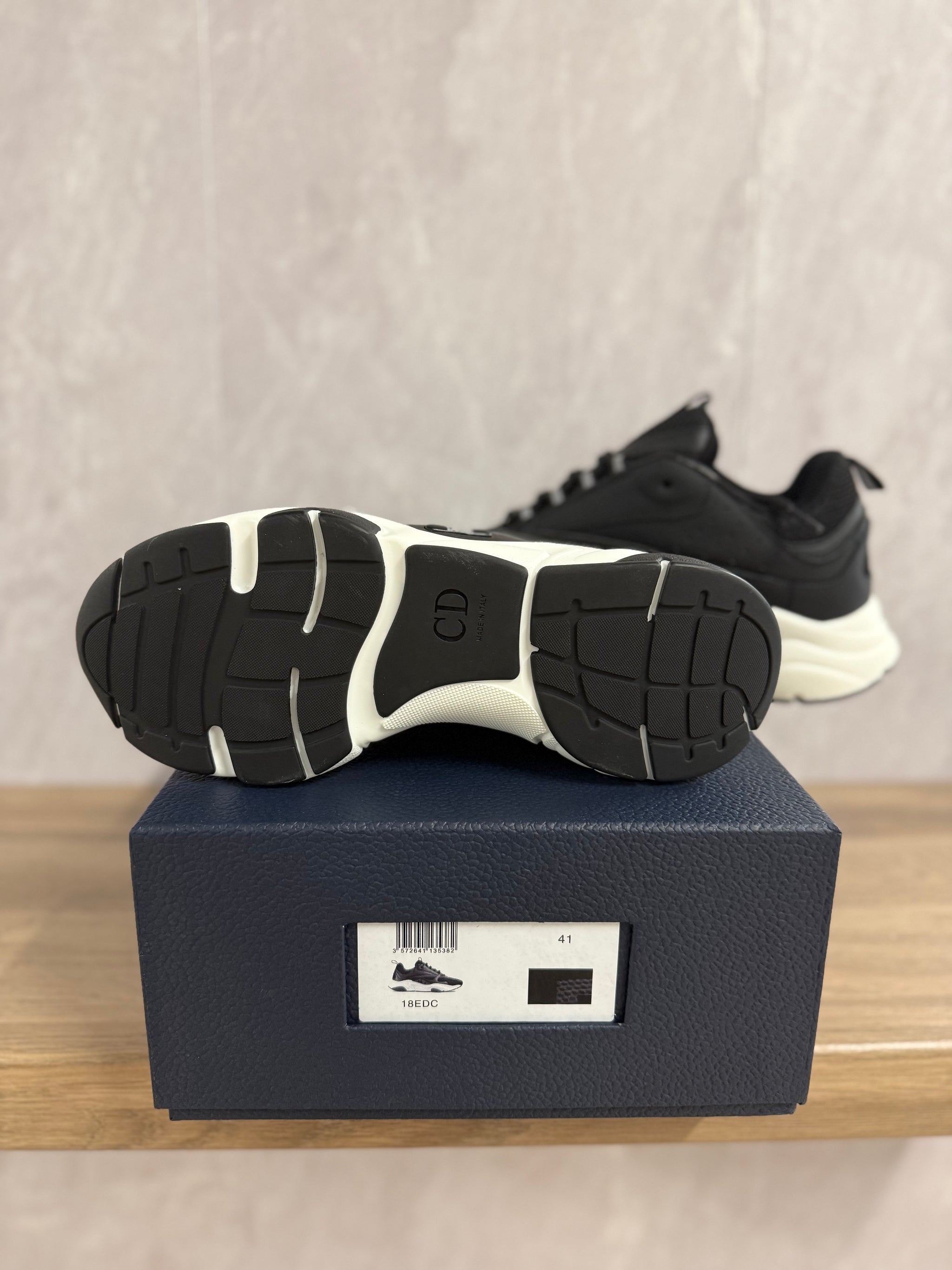 Dior B22 Zwart Wit