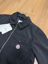 MONCLER REGENJAS BORSTZAK ZWART