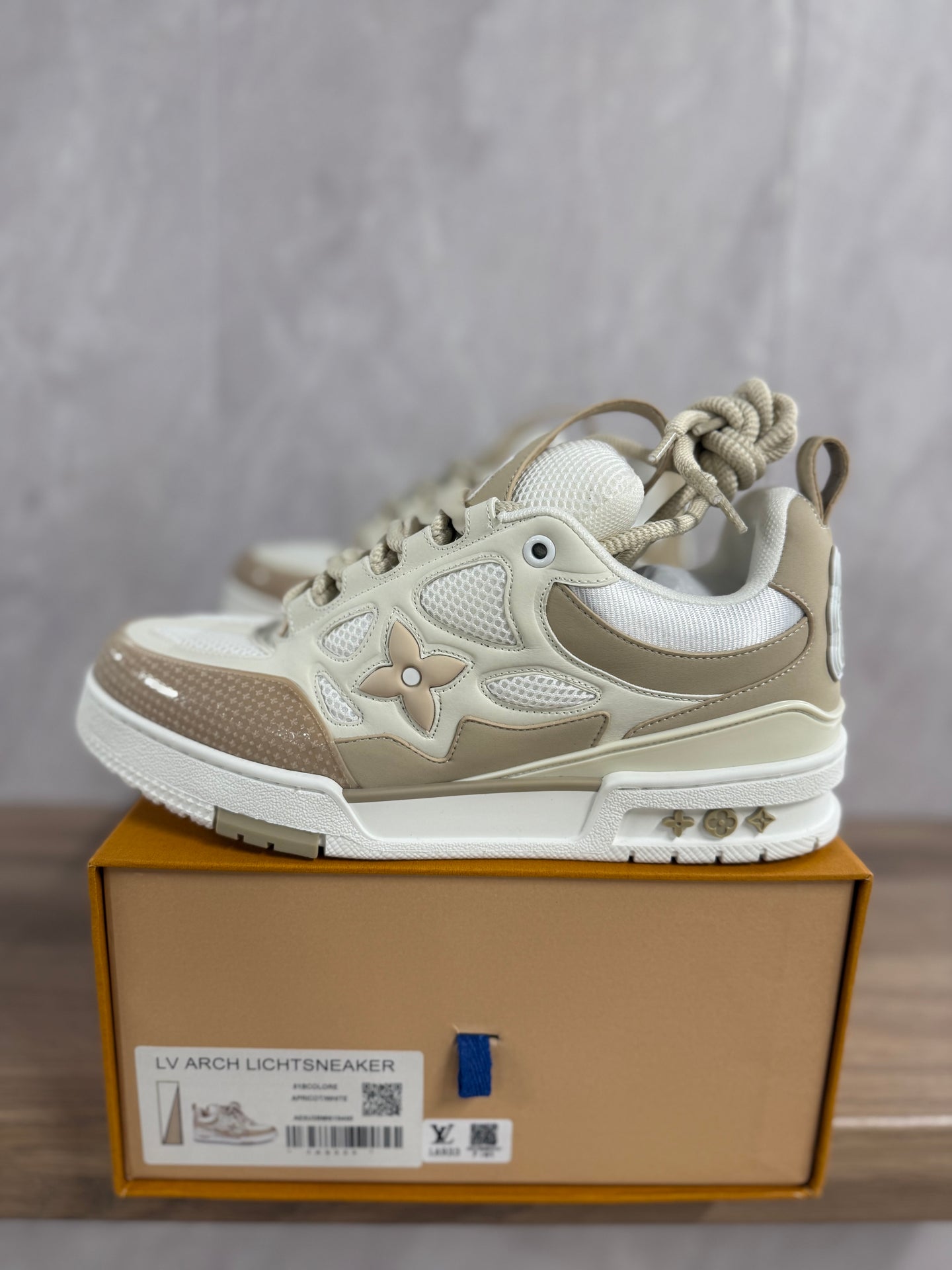 LV Skate Trainers Beige Wit