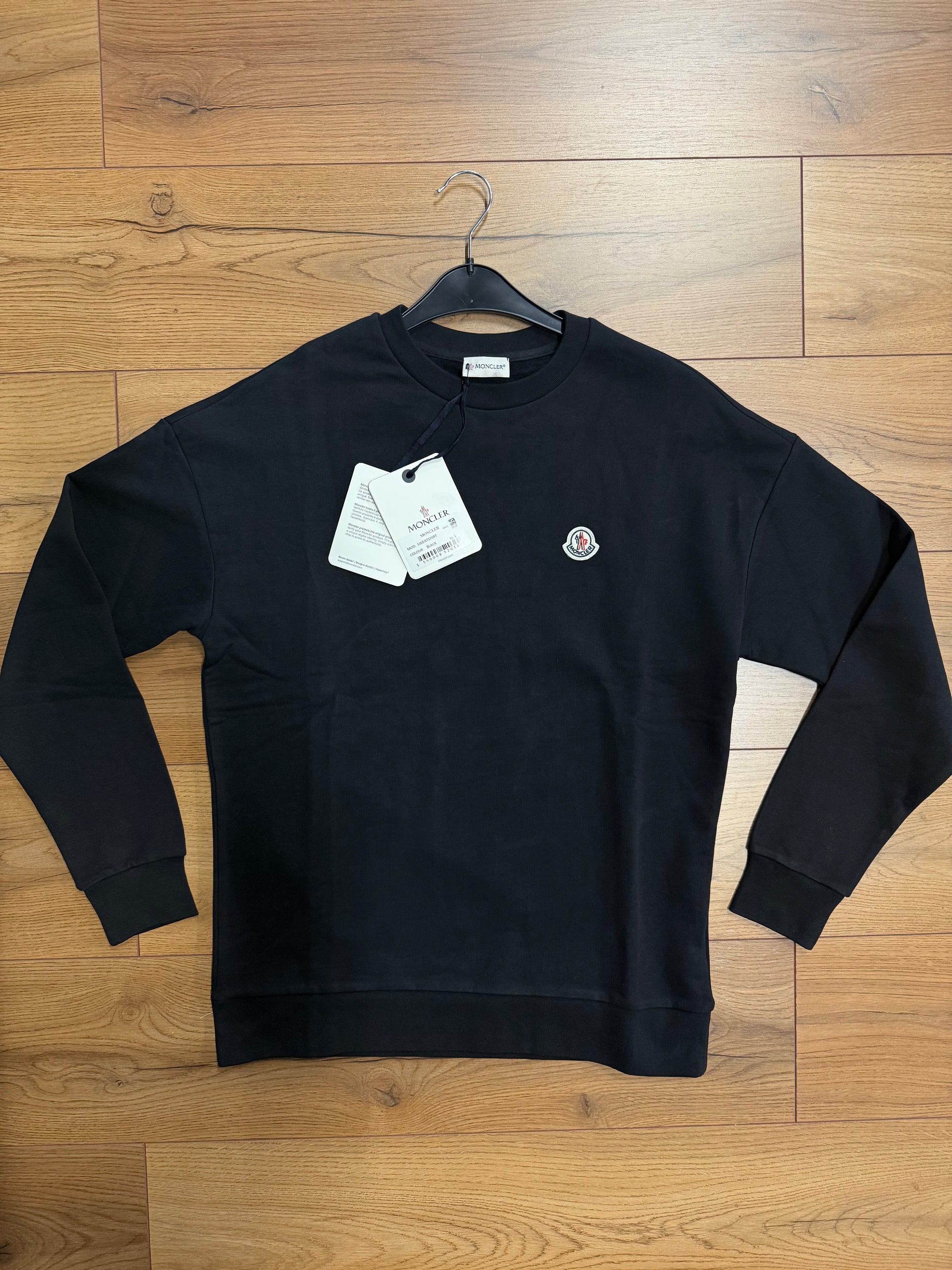 MONCLER SWEATER ZWART