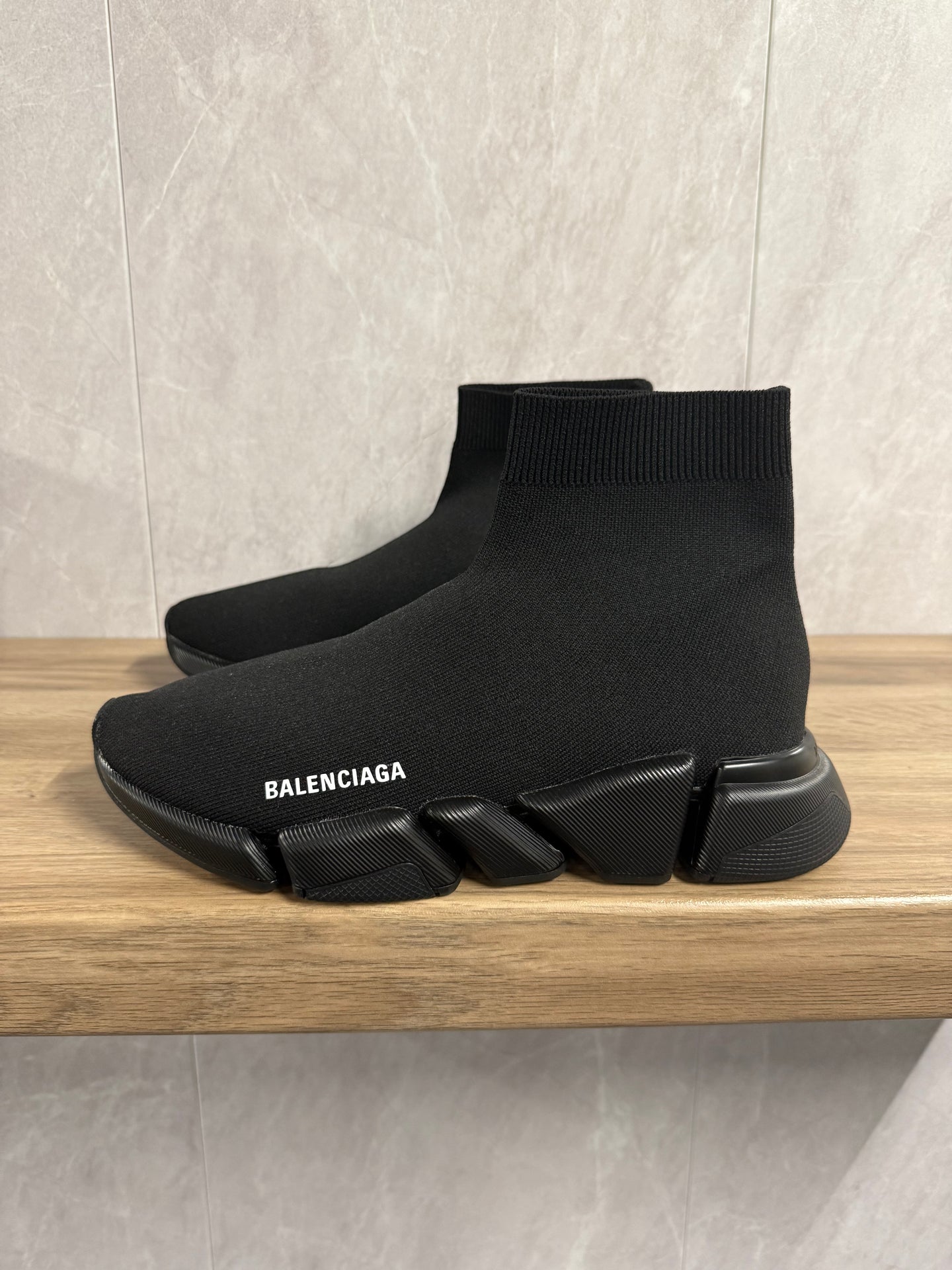 Balenciaga Speedrunner 2.0 Zwart (zwarte zool)