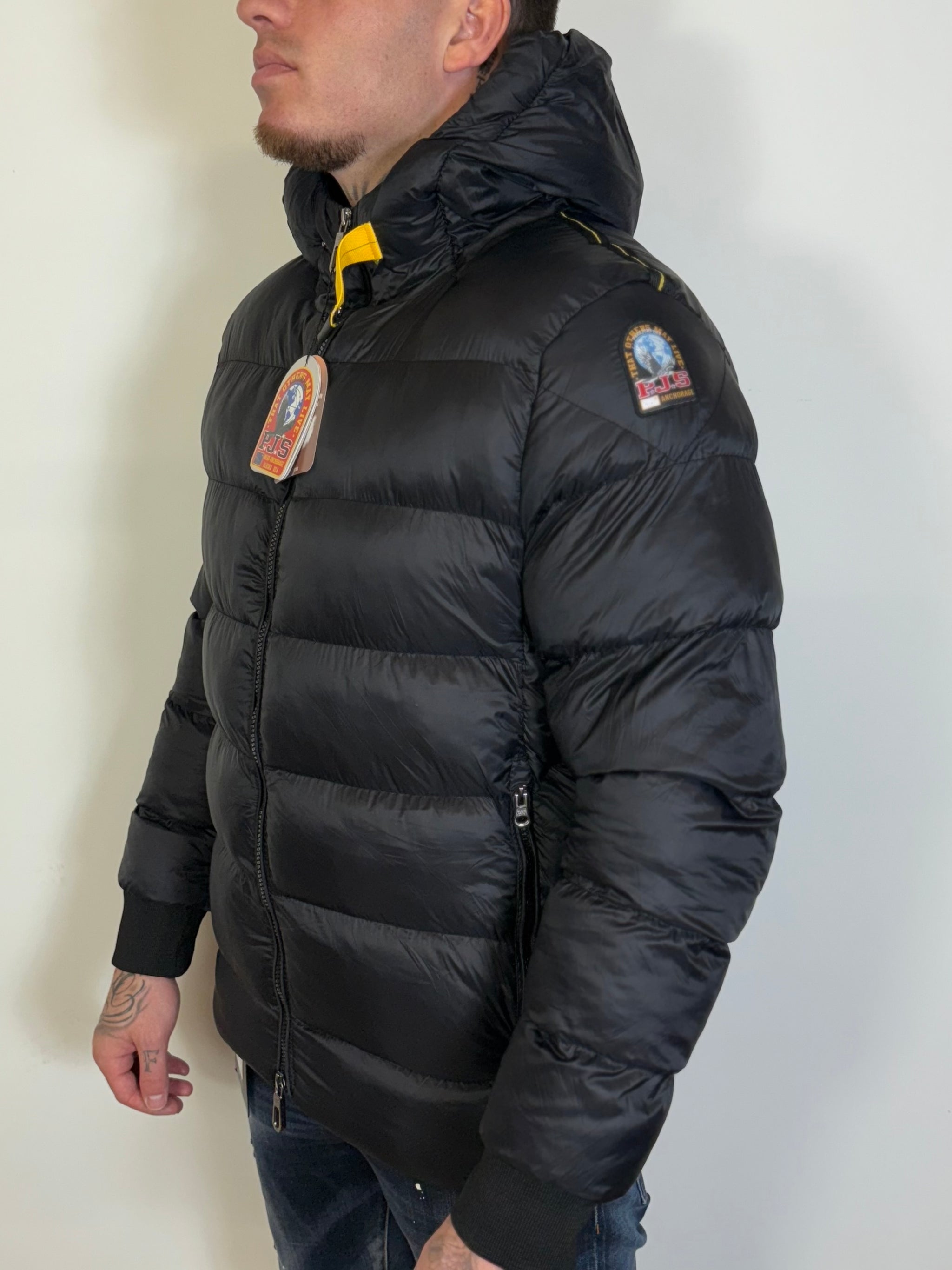 PARAJUMPER JAS ZWART (MET CAPUCHON)