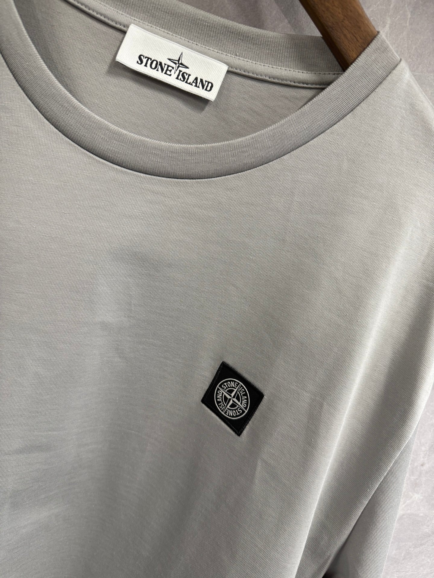 T-Shirt Stone Island Grijs (basic)