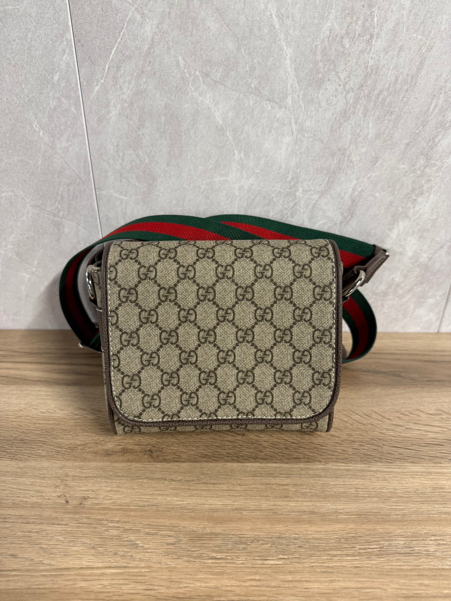 Gucci Mini Crossbody Bag Bruin