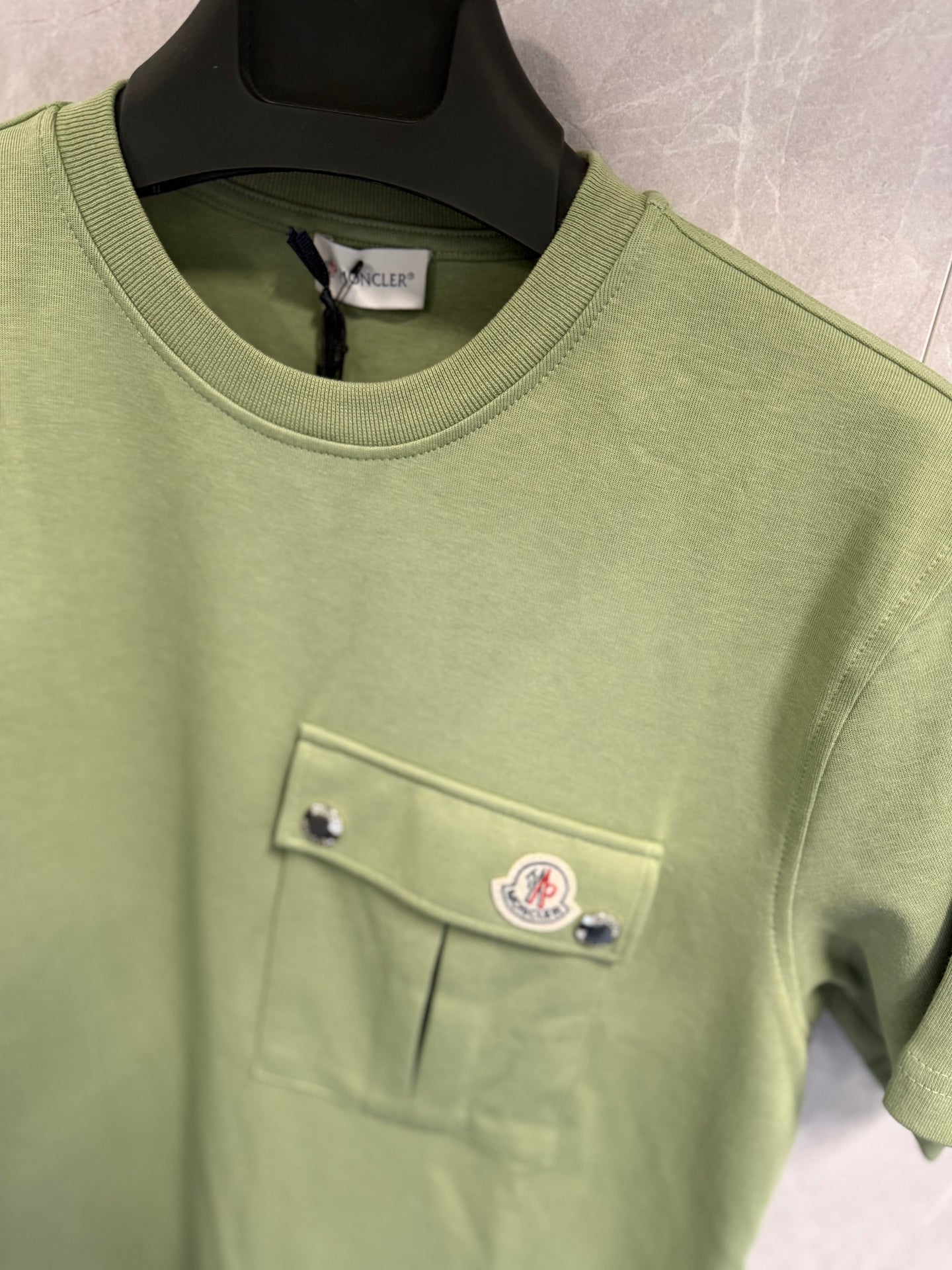 ZOMERSET MONCLER GROEN (zak borst)
