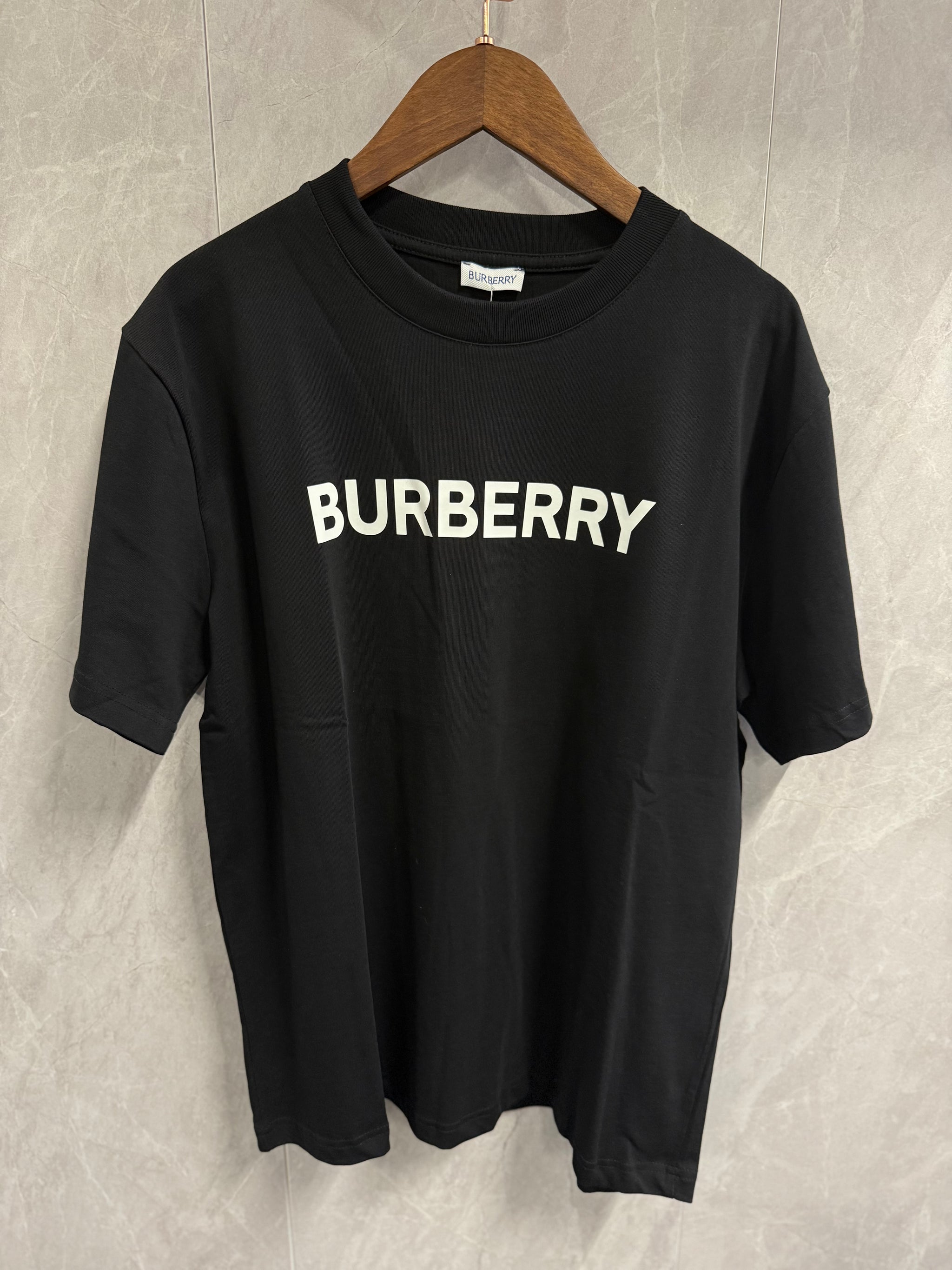 T-Shirt Burberry Zwart