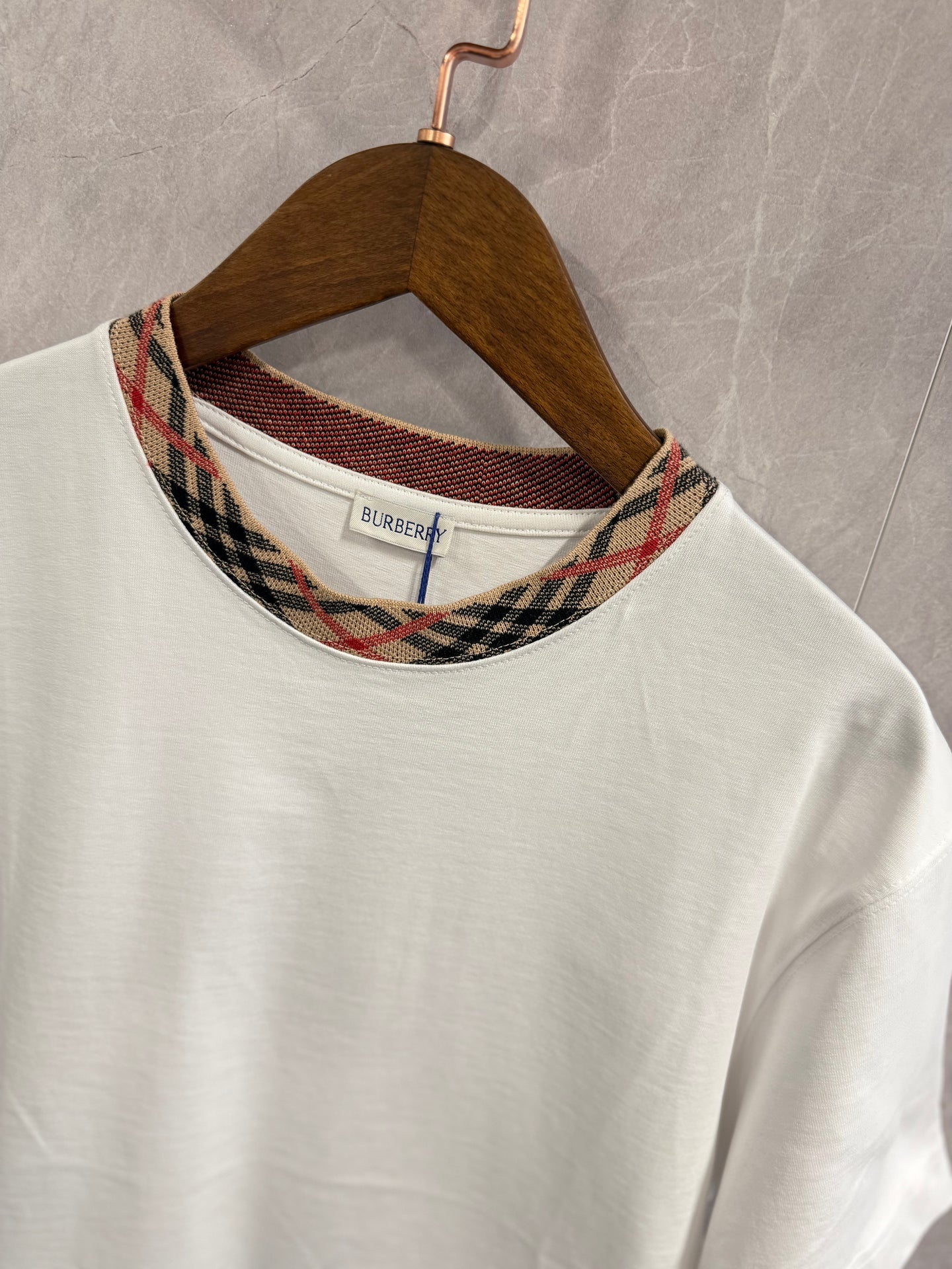T-Shirt Burberry Kraag Wit