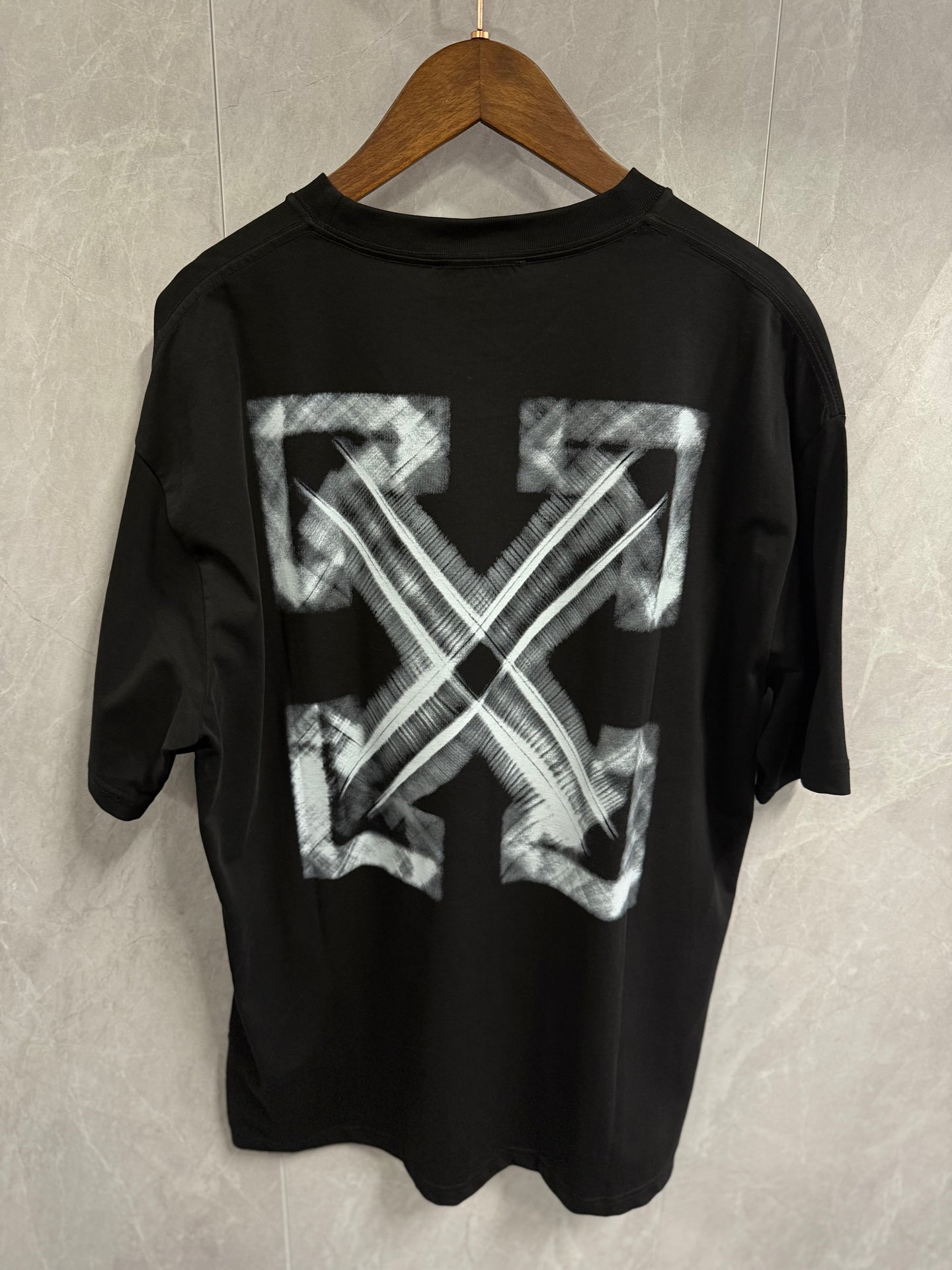 T-Shirt Off White Zwart