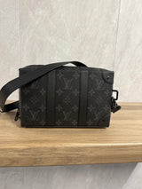 LV Soft Trunk Bag Zwart