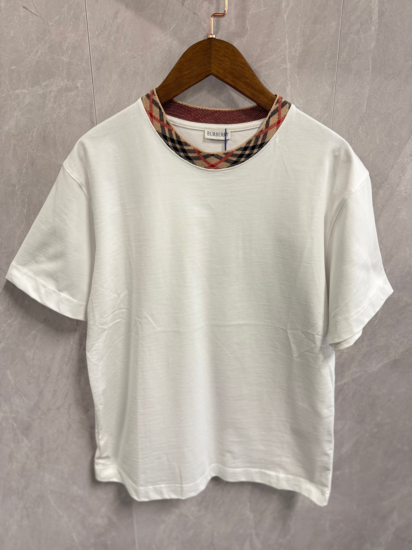 T-Shirt Burberry Kraag Wit