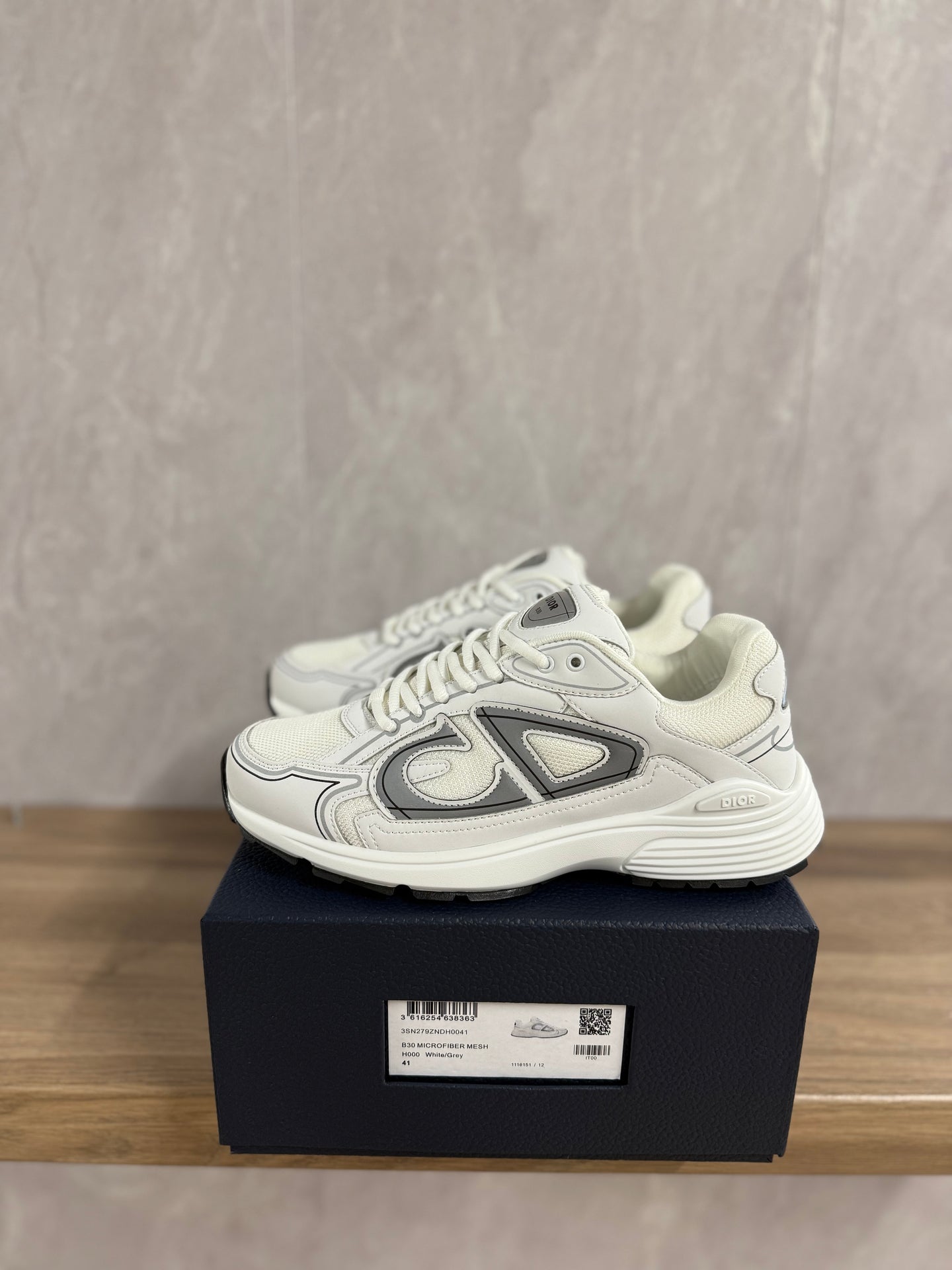 Dior B30 Wit