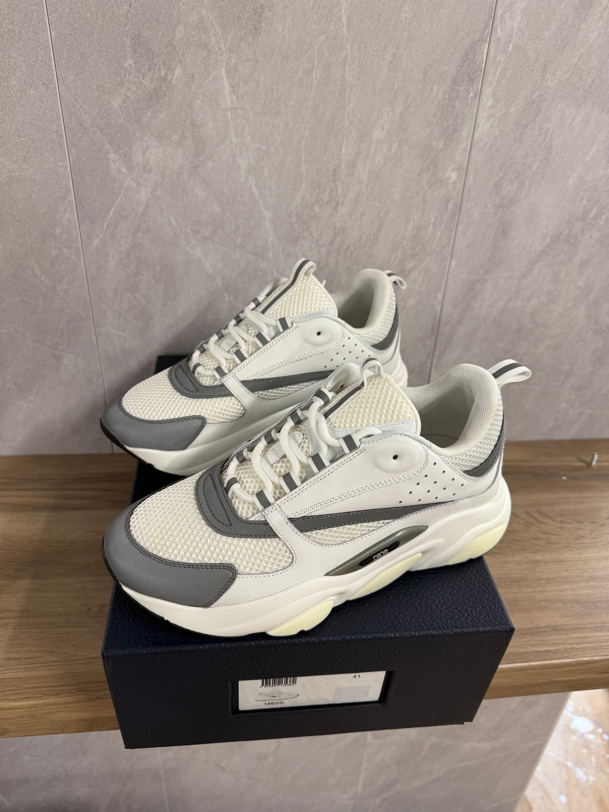 Dior B22 Wit