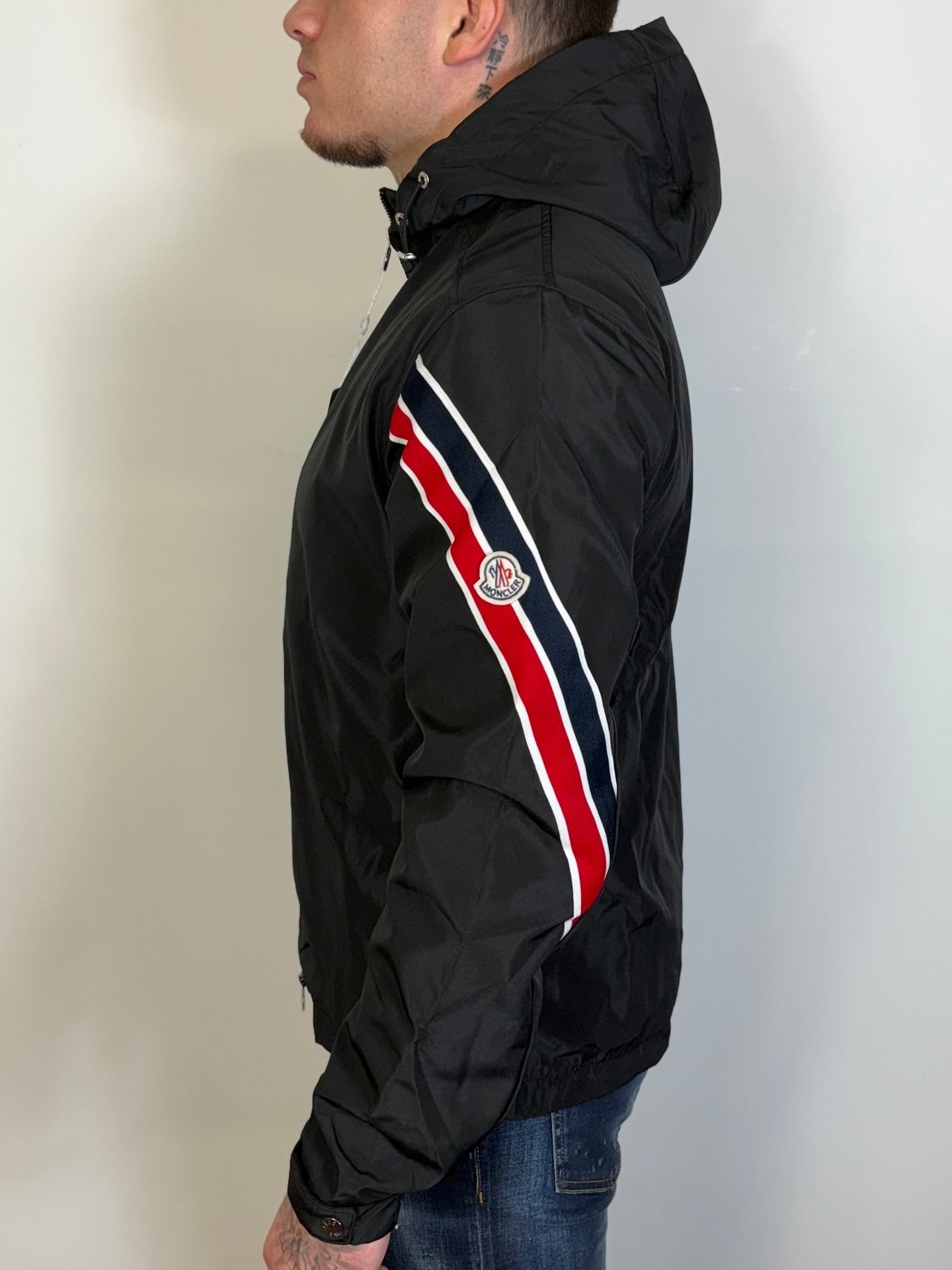 MONCLER REGENJAS STREPEN