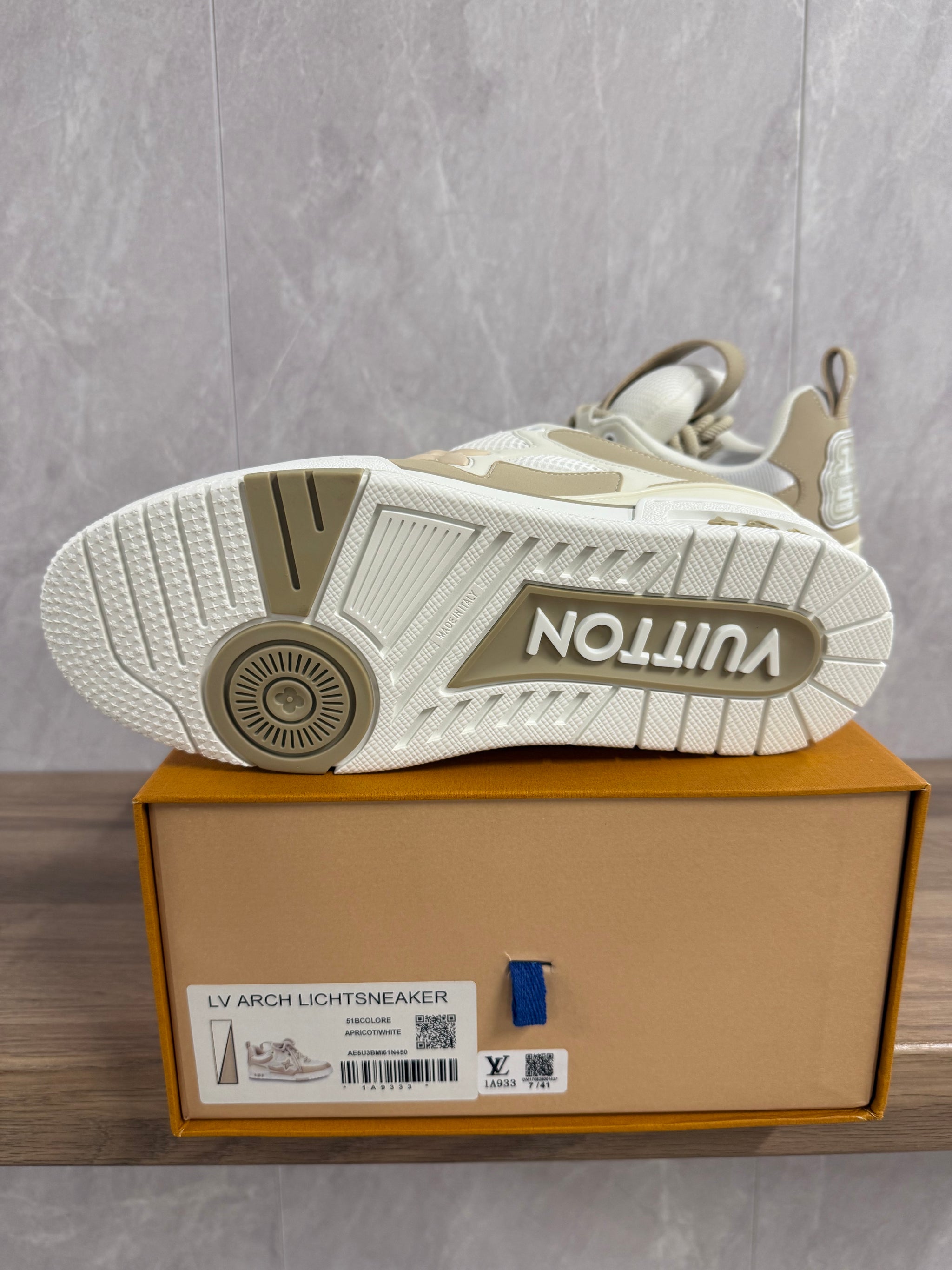 LV Skate Trainers Beige Wit