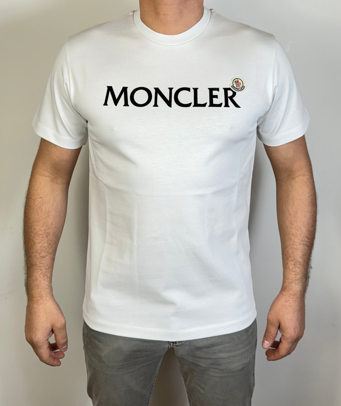 T-Shirt Moncler Wit (borst tekst)