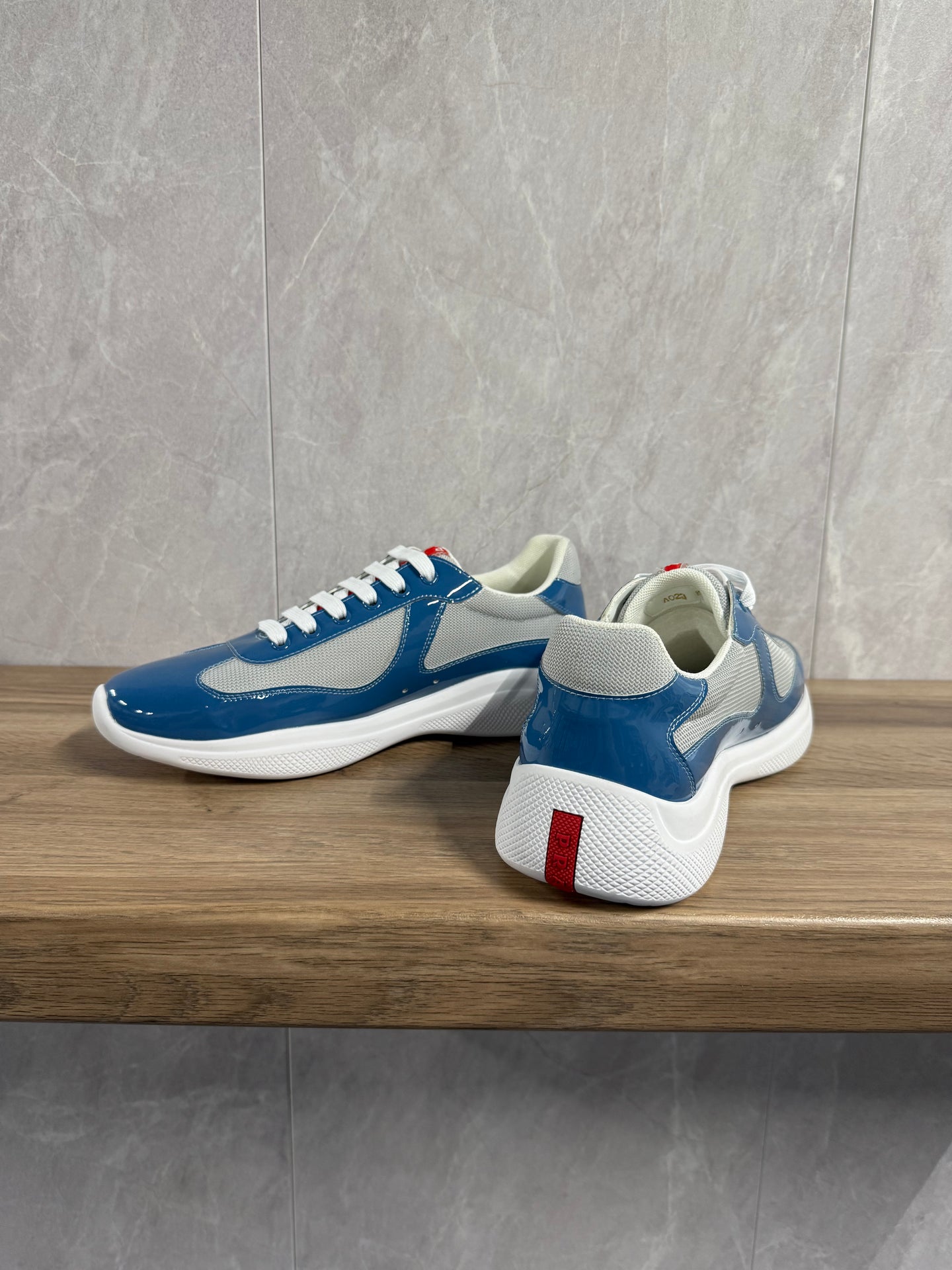 Prada Cups Blauw