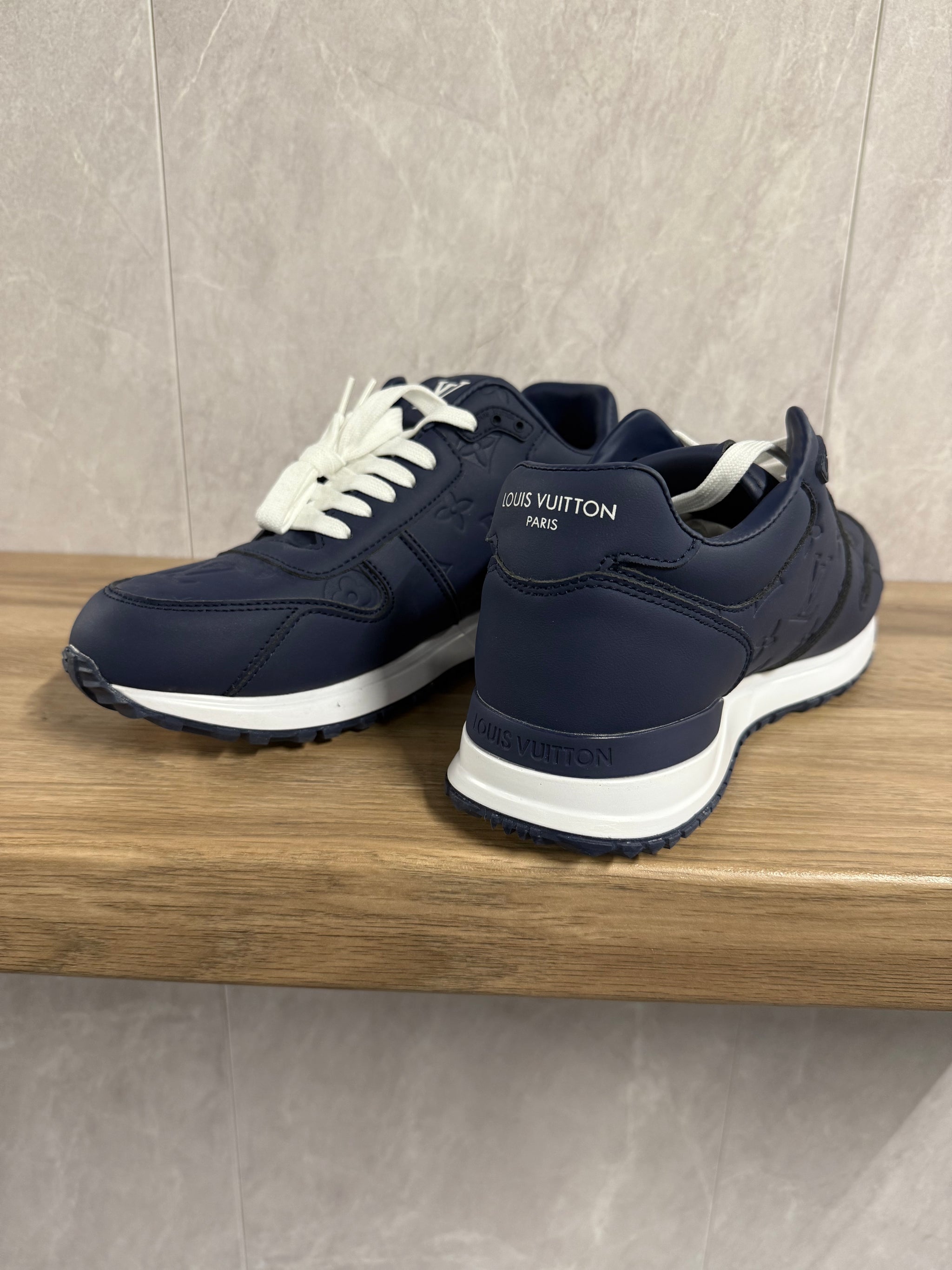 LV Runner Donker Blauw