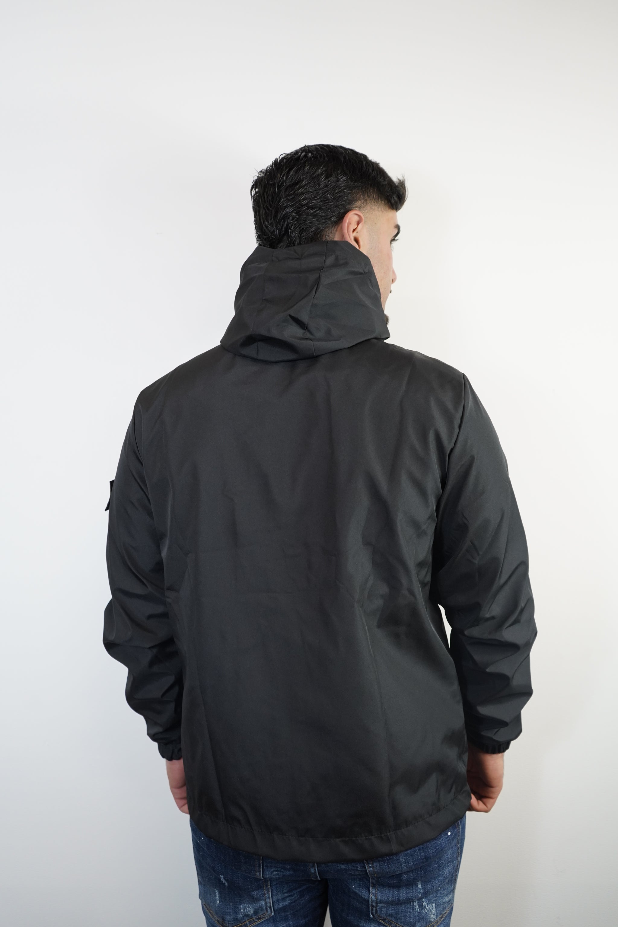 STONE ISLAND REGENJAS ZWART