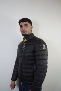 PARAJUMPER TUSSENJAS ZWART (licht)