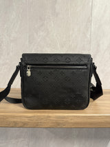 LV District Messenger Bag Zwart Monogram