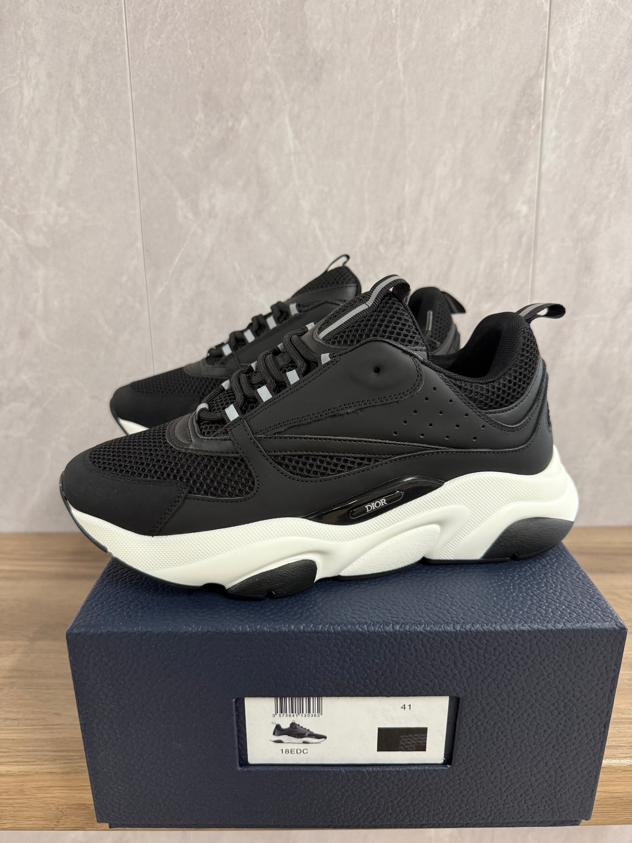Dior B22 Zwart Wit