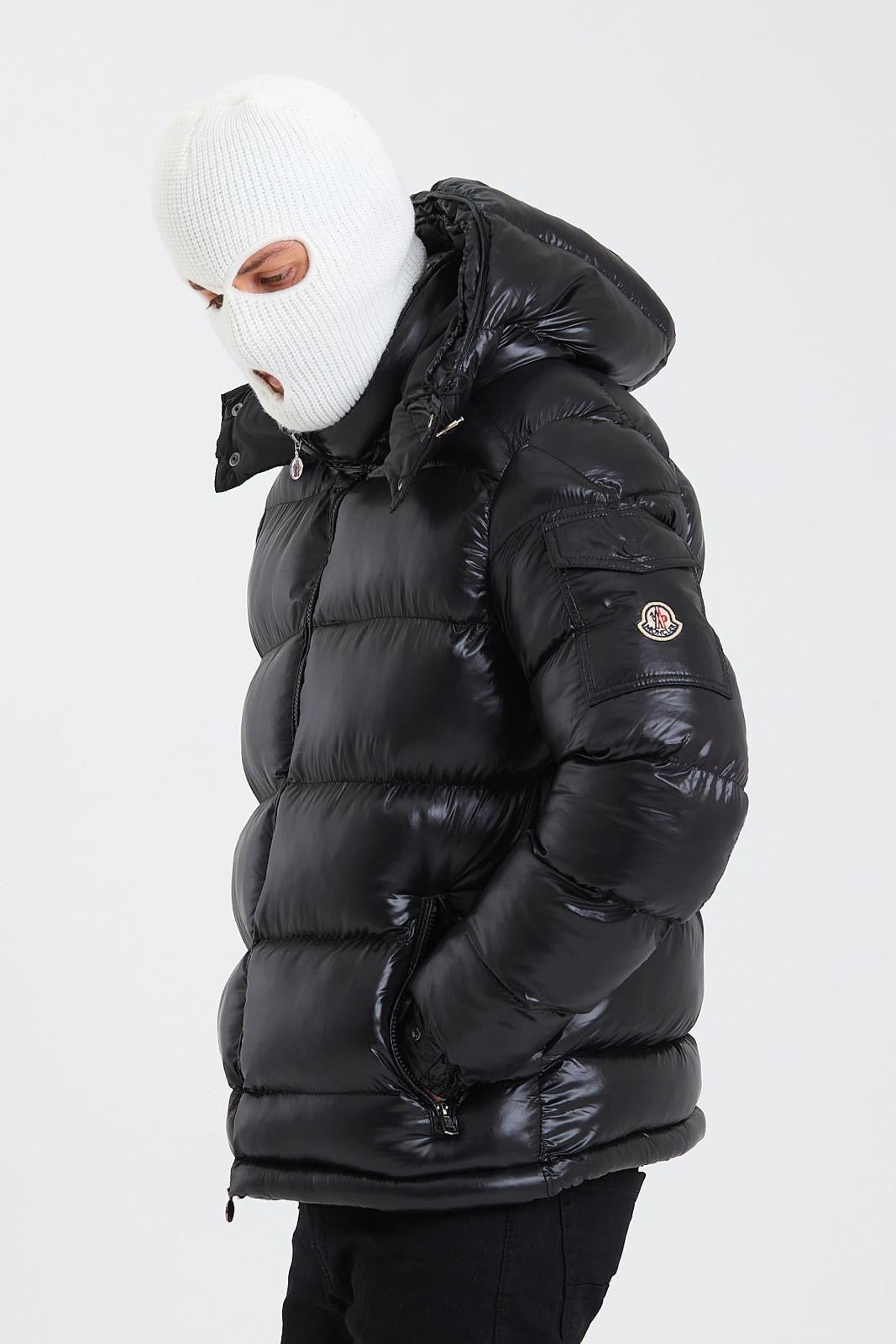 MONCLER MAYA ZWART (met nfc)