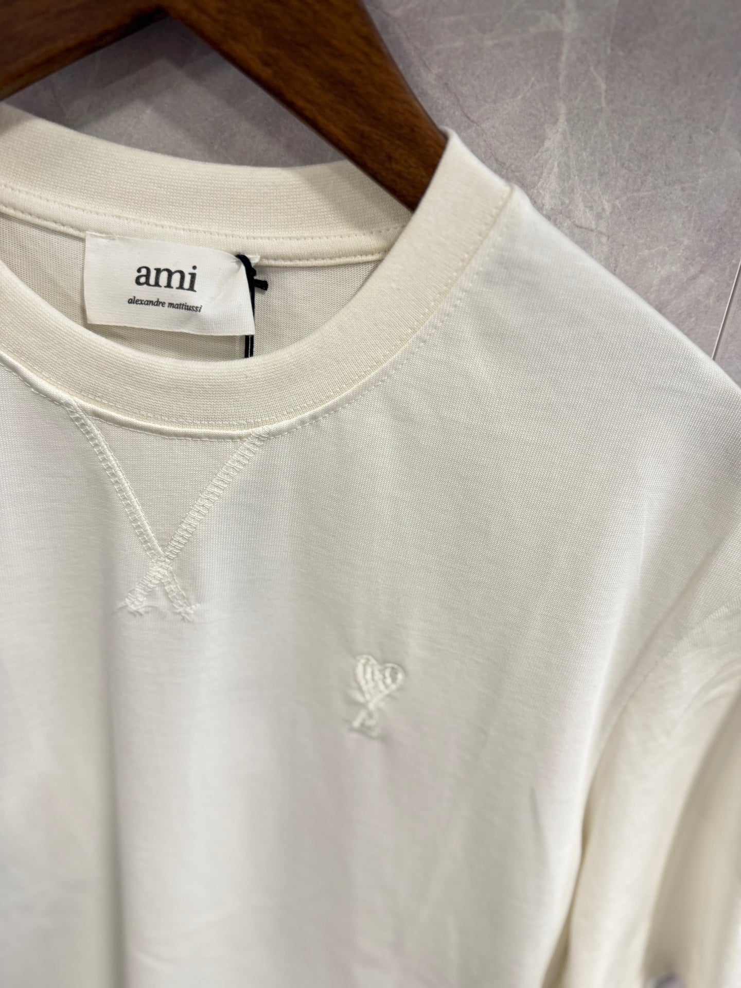T-Shirt Ami Paris Wit