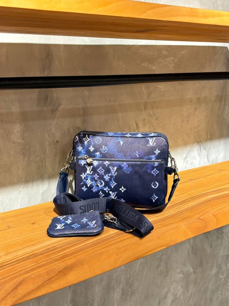 LV Trio Messenger Bag Blauw