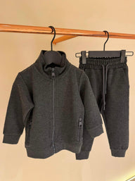 KIDS Trainingspak LV Monogram Antraciet