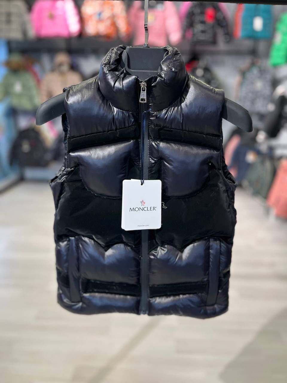 KIDS BODYWARMERS MONCLER BATMAN ZWART