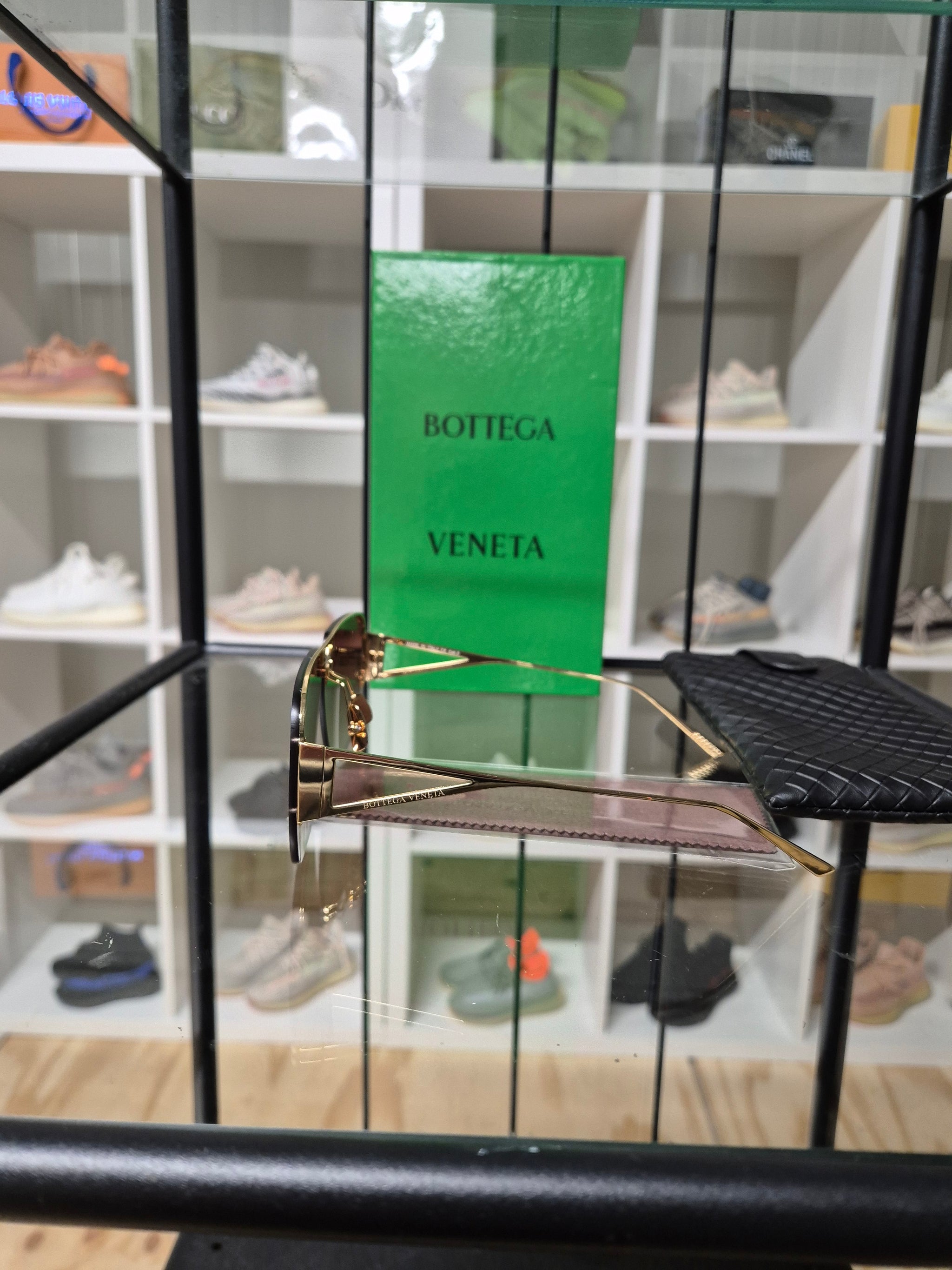 DAMES ZONNEBRILLEN BOTTEGA VENETA GOUD/BRUIN