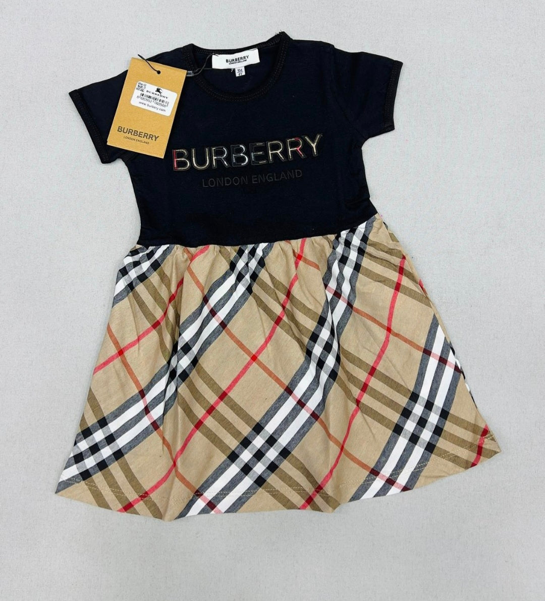 NEWBORN JURKJE BURBERRY ZWART