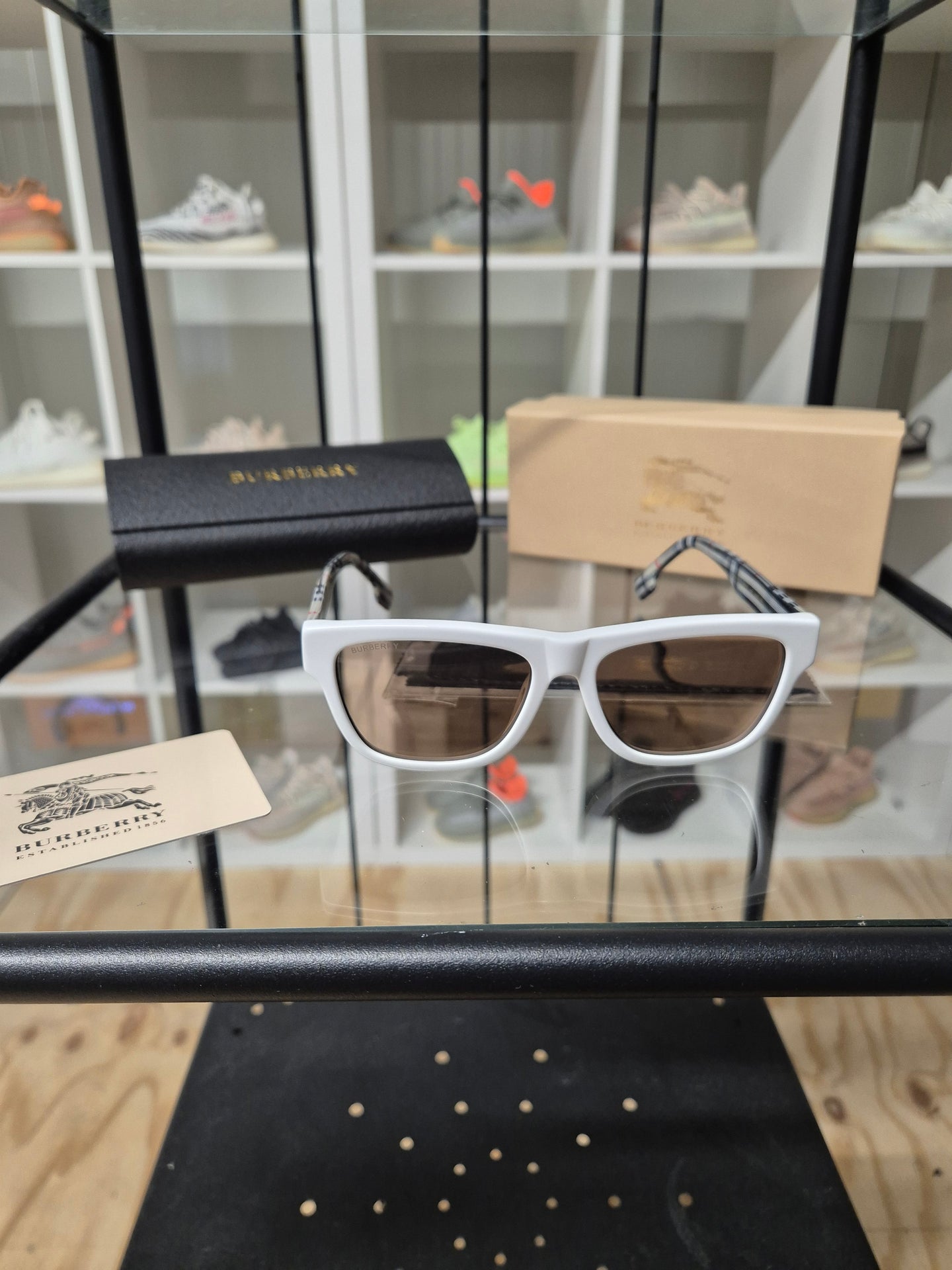 DAMES ZONNEBRILLEN BURBERRY WIT